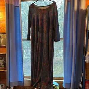 NATURAL LIFE Black Maxi Dress with Red Floral Print